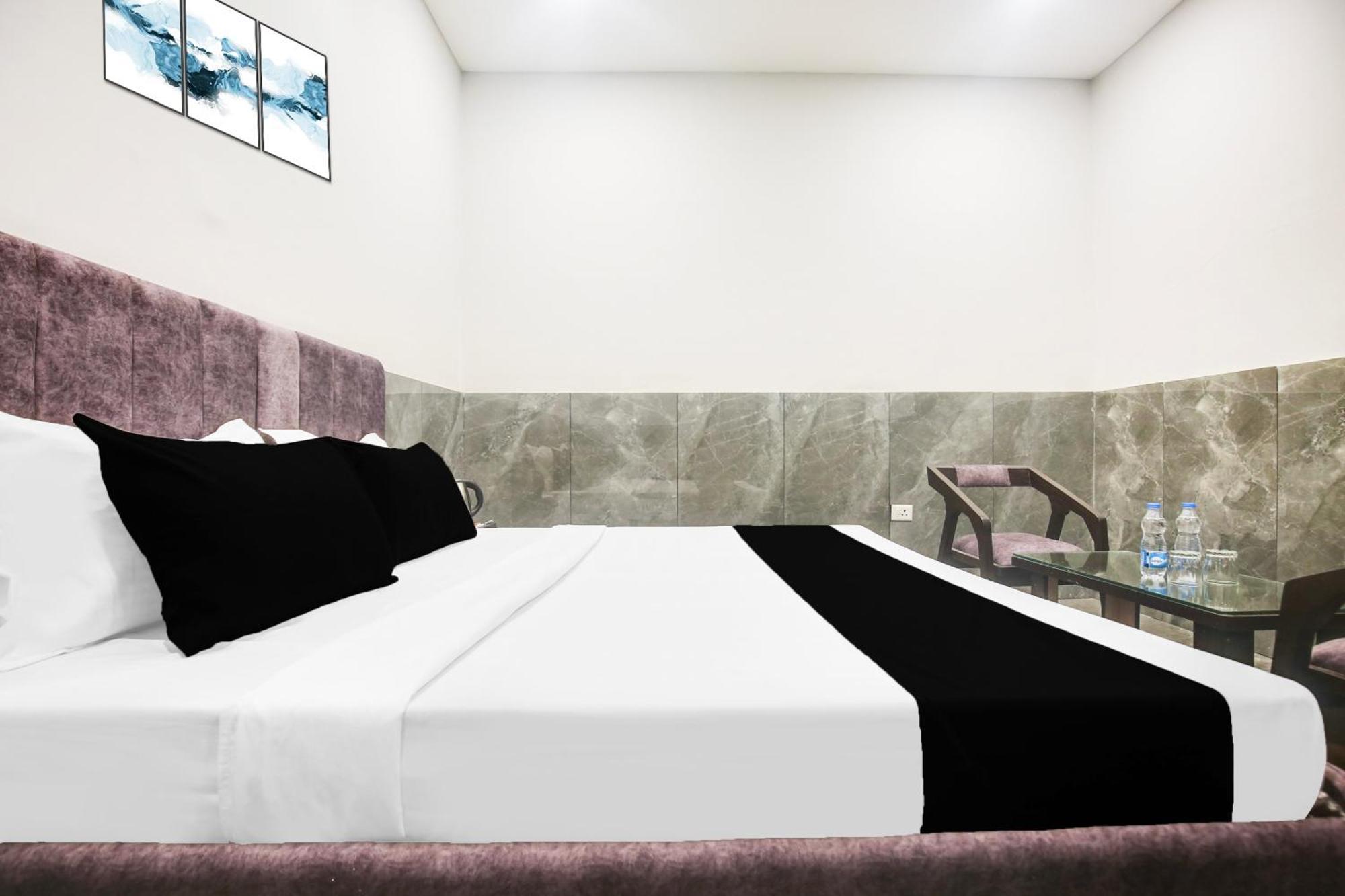Hotel O Ravi & Banquet Lalewal Dış mekan fotoğraf